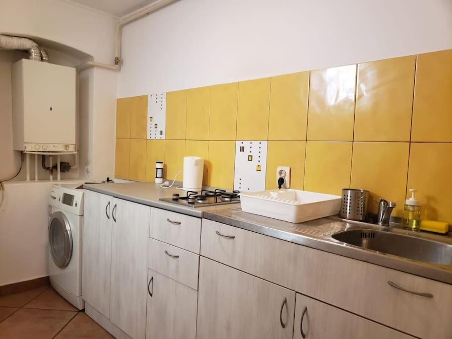 Studio Sforii In Brasov Ris Accommodation Exterior photo
